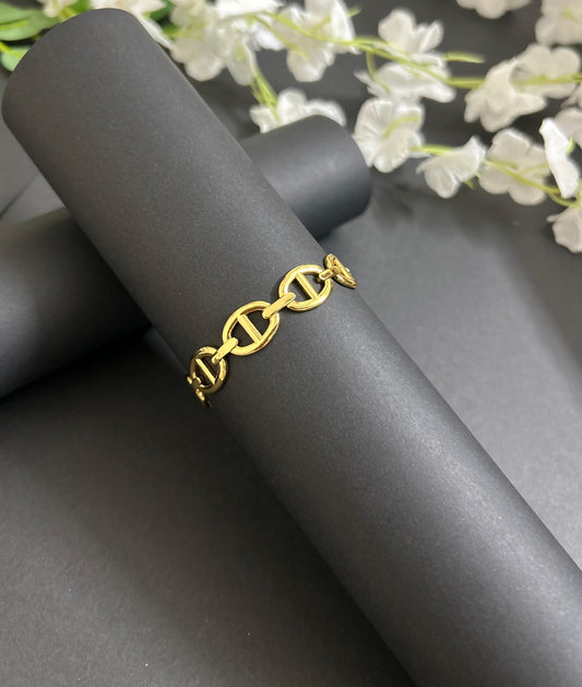 Elegant Gold-Plated Chain Kada – Statement Minimalist Design