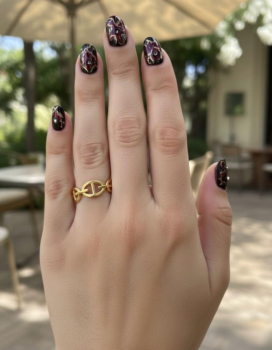 Interlock Design Finger Ring