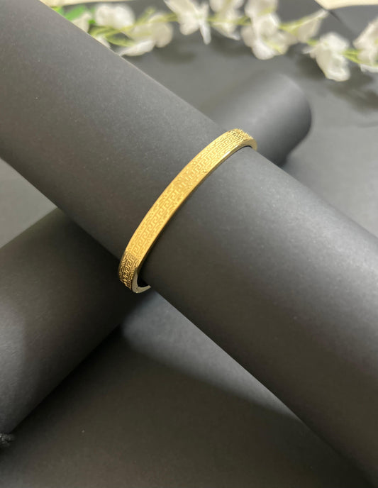 Elegant Gold-Plated Kada for Women – Stylish & Durable